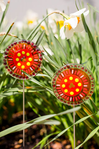 Zinnia Garden Stake